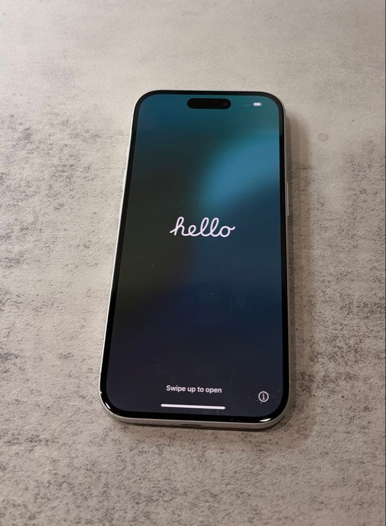 携帯電話本体 iPhone16