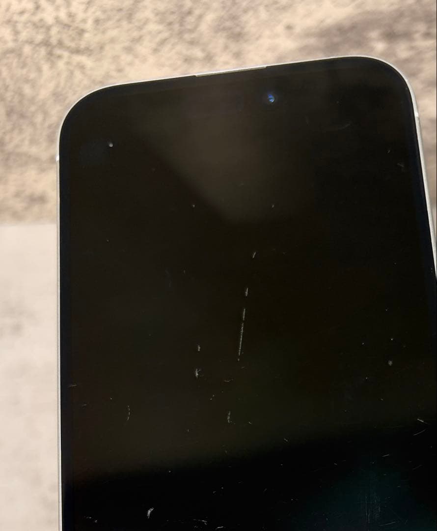 携帯電話本体 iPhone16