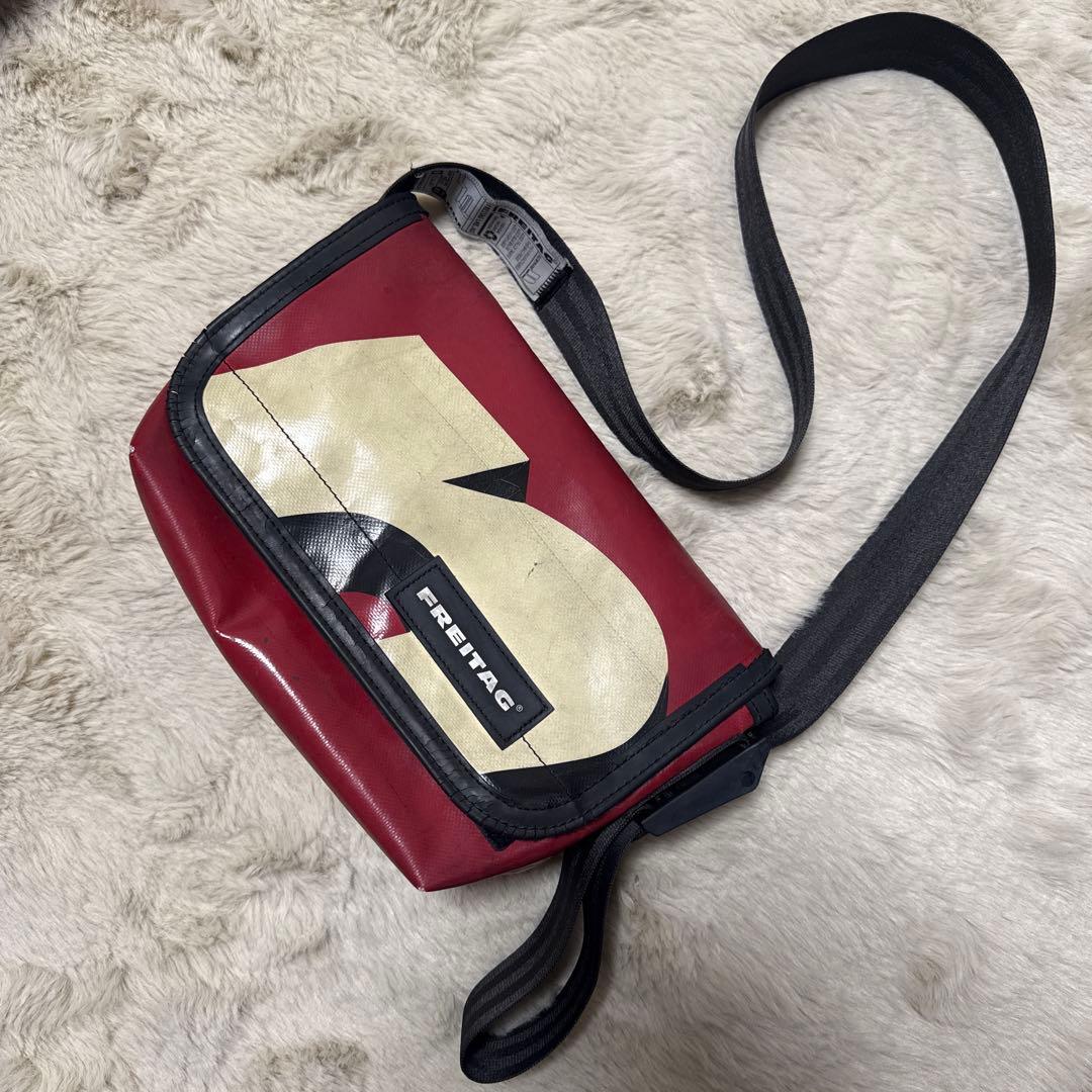 FREITAG フライターグ メッセンジャーバッグ