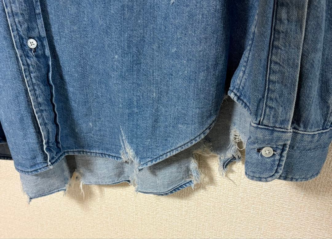 H BEAUTY＆YOUTH ダメージデニムシャツ