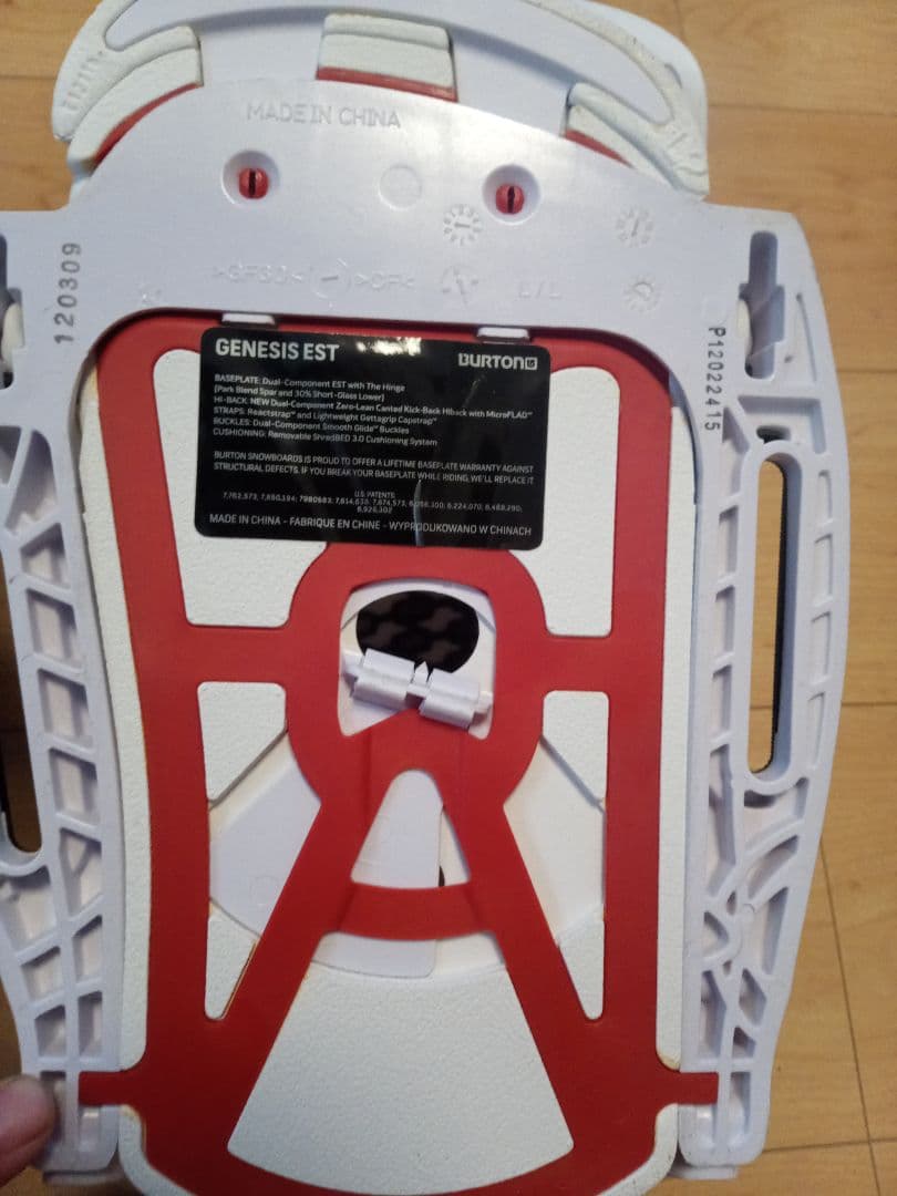 専用　BURTON　GENESIS　EST　Lサイズ　未使用品です