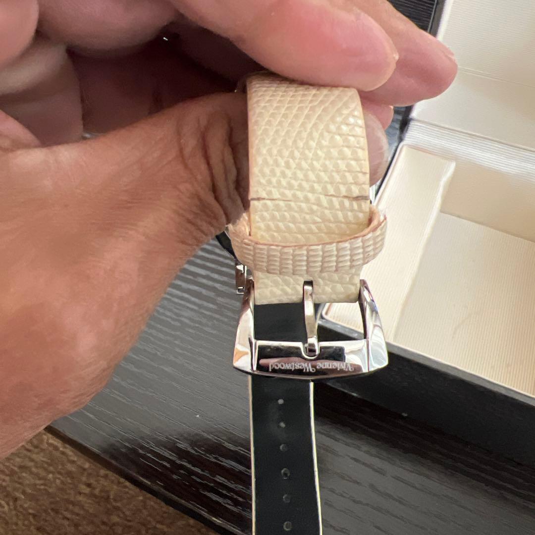 ヴィヴィアンウエストウッド 250本限定 サークルオーブ ピンク 腕時計