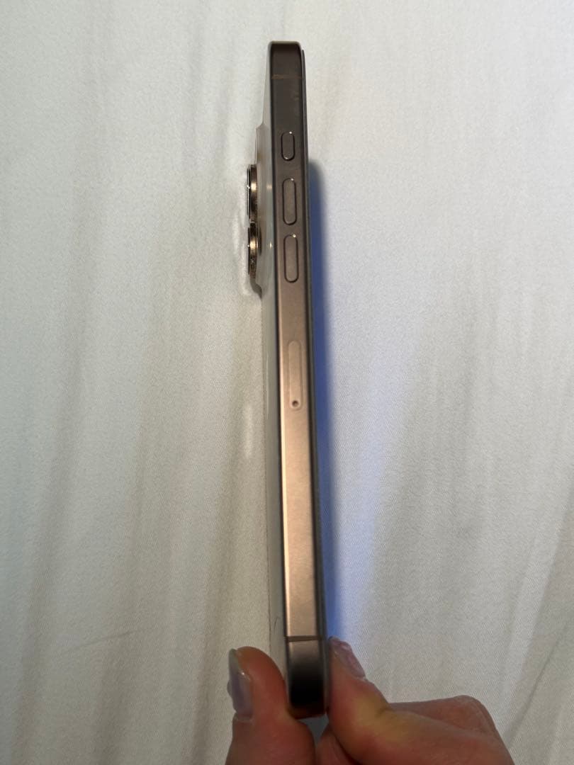 ジャンク品　iPhone 16 Pro Max デザートチタニウム　256GB