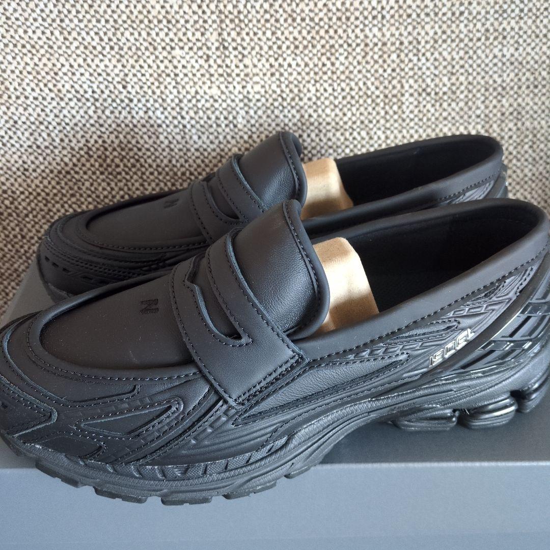 貴重レザーNew Balance U1906LBN ブラック ローファー26.5