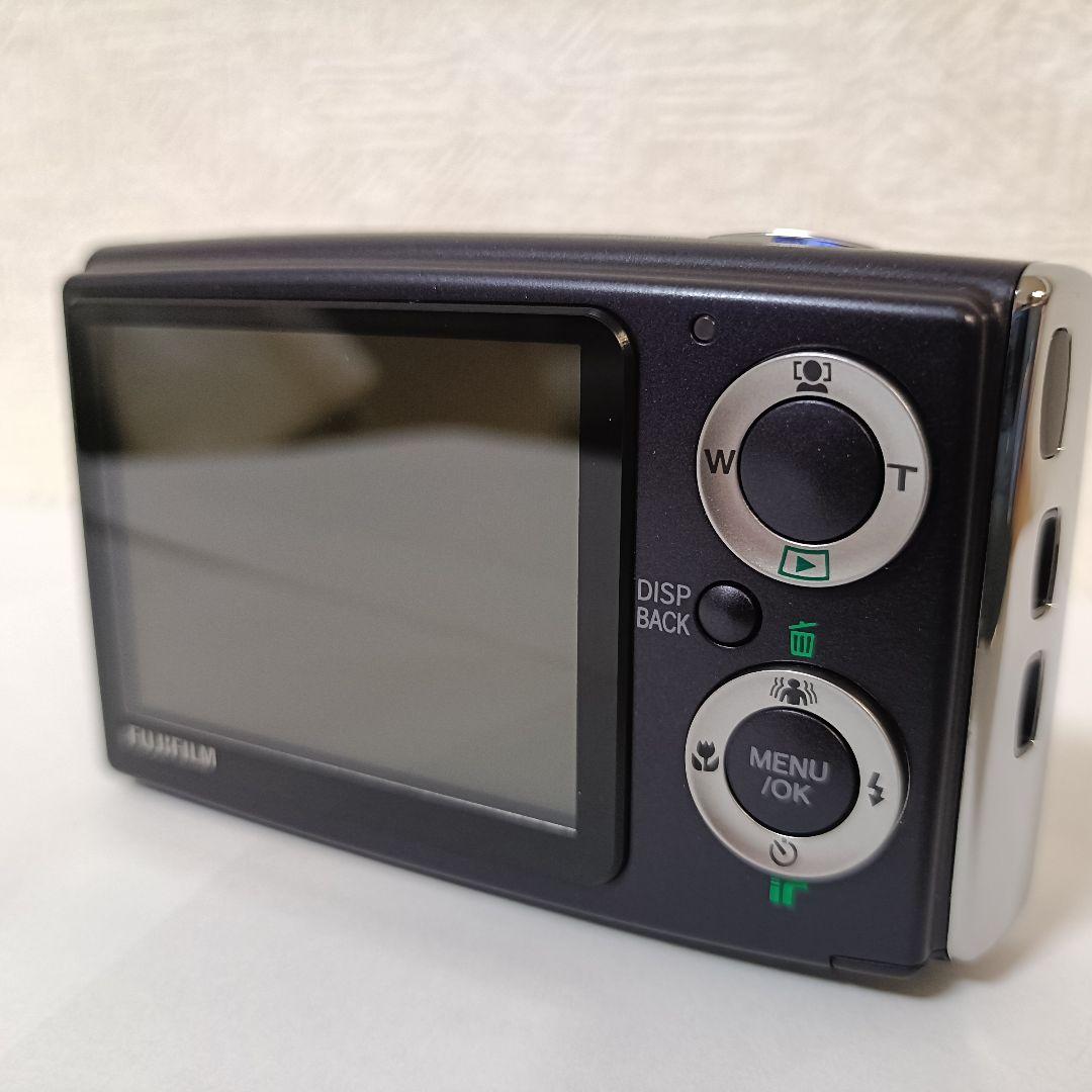 未使用級 FUJIFILM FINEPIX Z10fdコンパクトデジタルカメラ