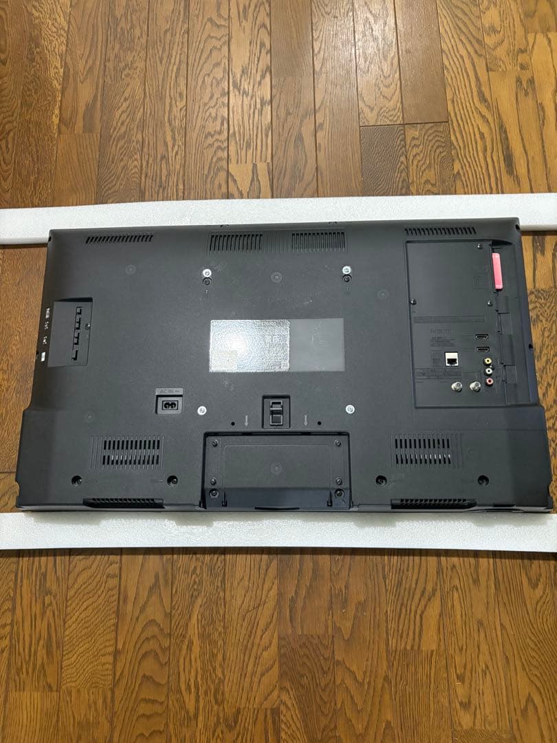 パナソニック ビエラ32型液晶　TH-32G300 新品スタンド＋壁掛け金具