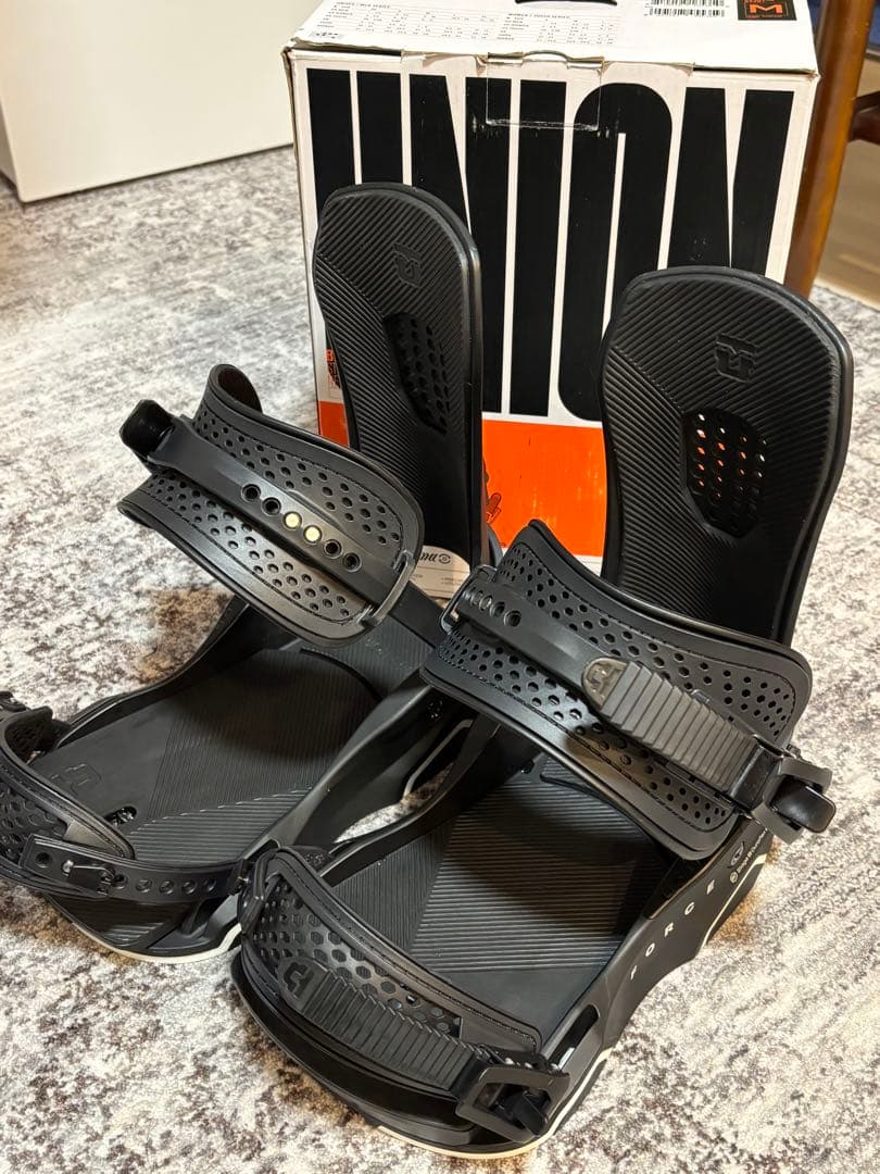 UNION FORCE BLACK サイズM 23/24モデル