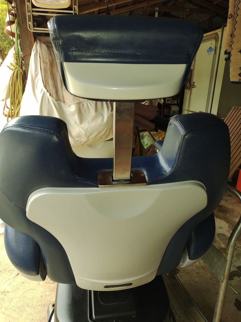 【タカラベルモント 】【理容椅子】【レガロ2】