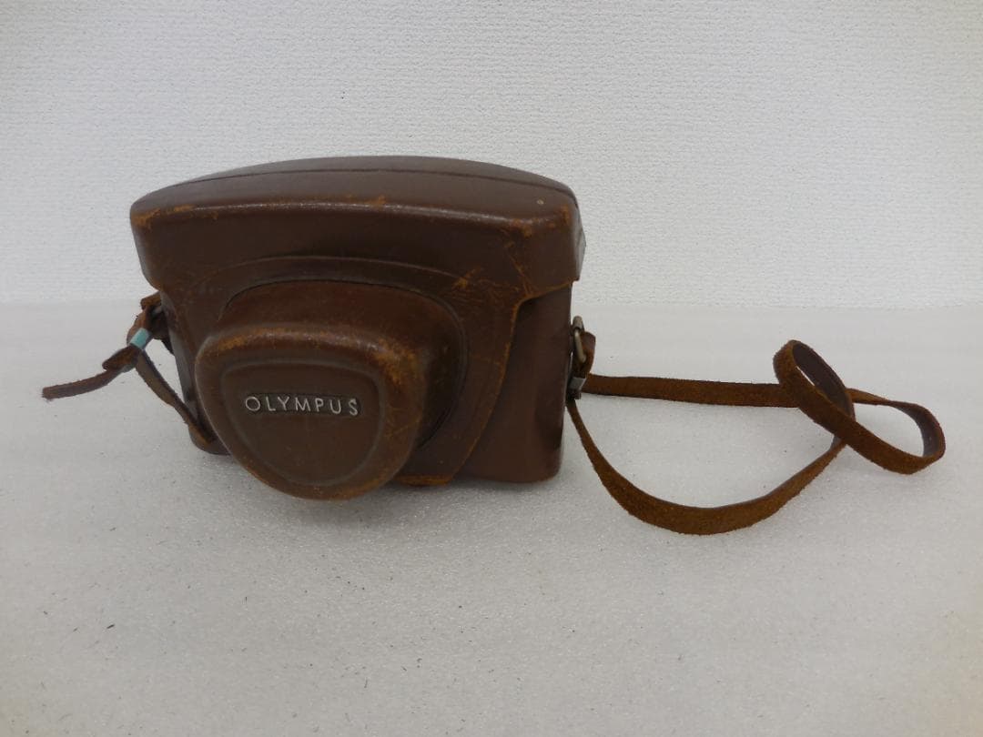 OLYMPUS　カメラ　三脚　フラッシュ　セット　中古品