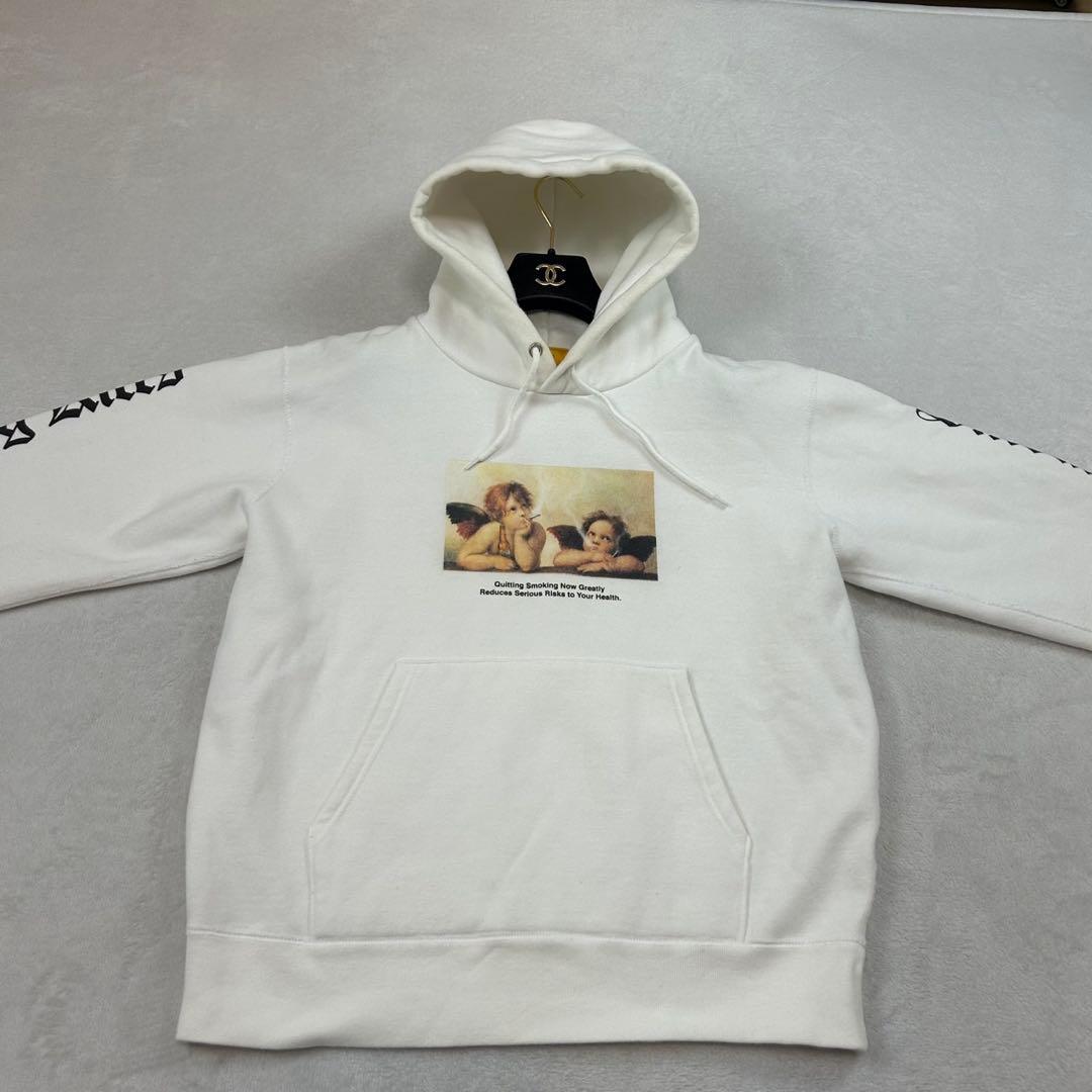 K864 L エフアールツー 天使柄 エンジェルズプルオーバーパーカー メンズ