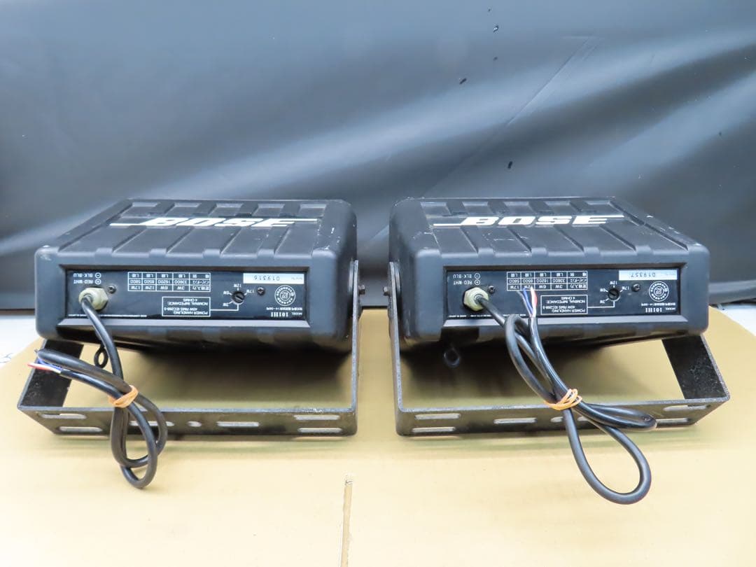 動作品 BOSE 101HI スピーカー 2個セット ブラケット付