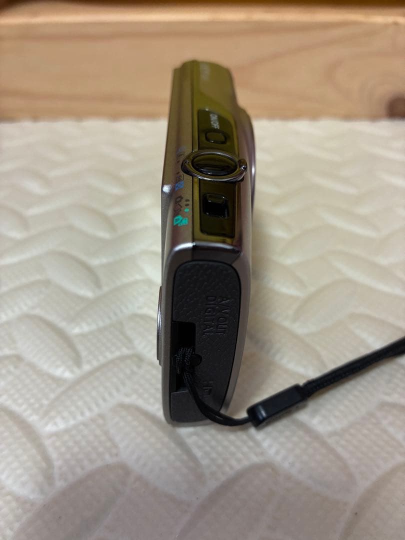 な*す様 canon&キャノン　ixy650 デジタルカメラ