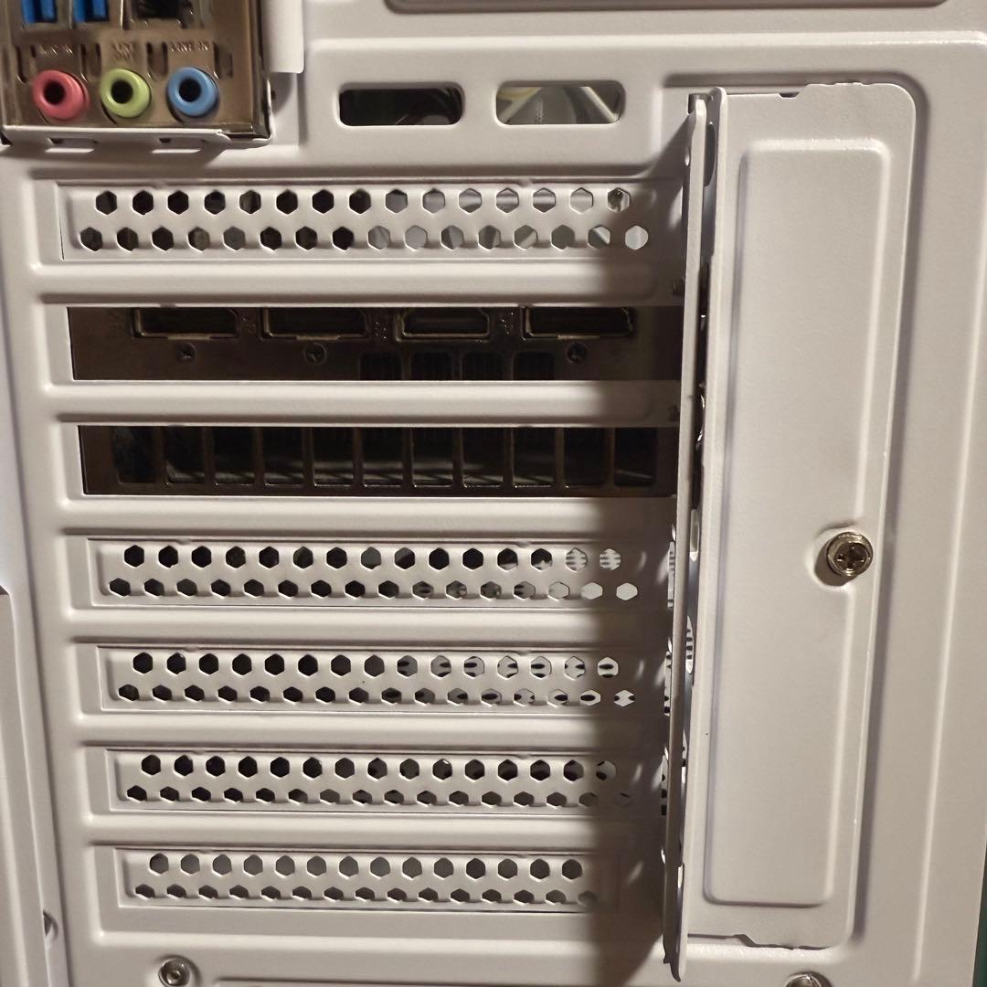 【専用】 白ゲーミングPC/i5 8400/GTX1660ti