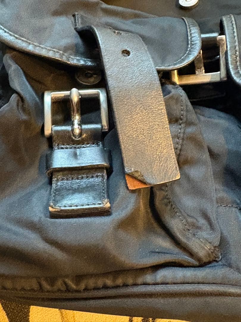 l*o様 PRADA ブラック リュック　黒