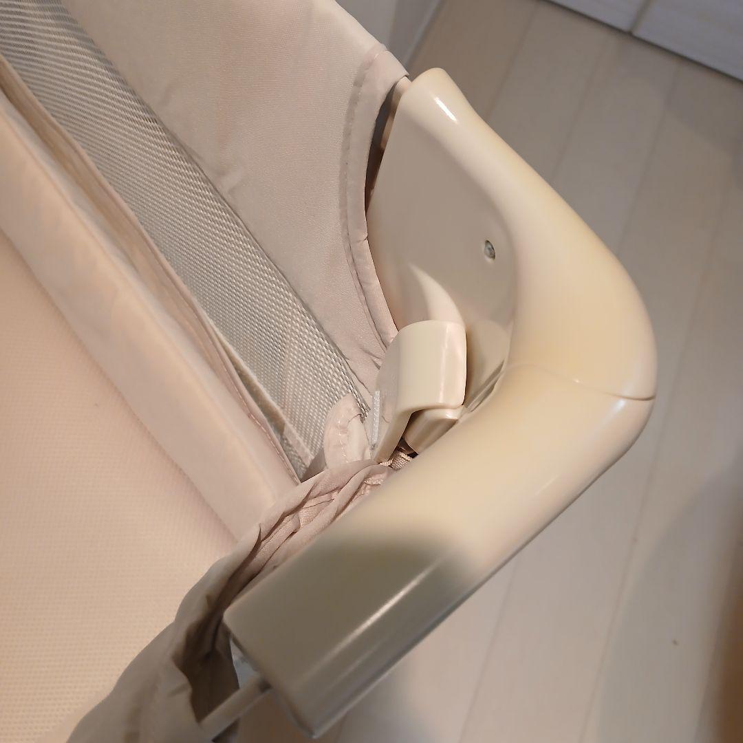 アップリカ　ココネルエアー　ベビーベッド　☆収納袋付き☆