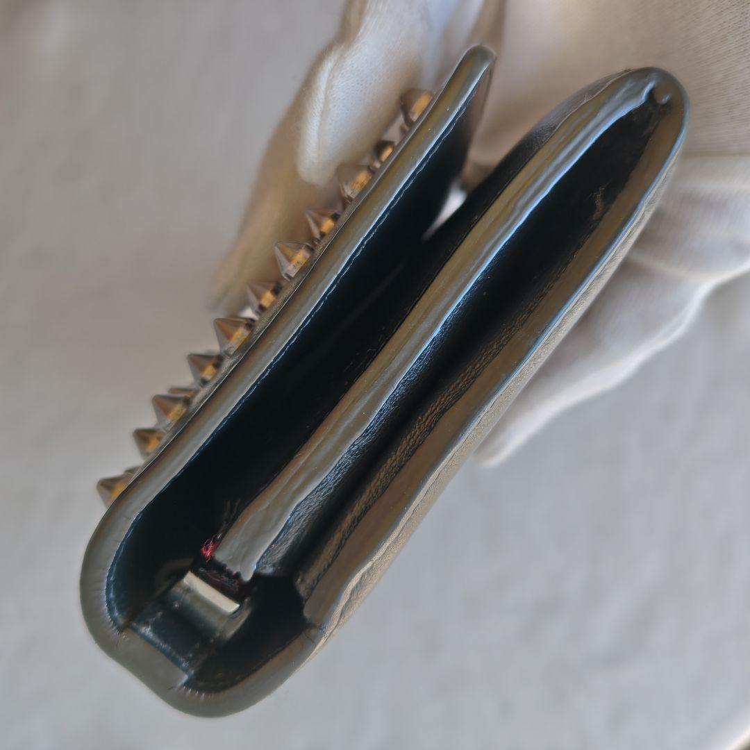 クリスチャンルブタン スタッズ マカロン フラップ 長財布 ブラック