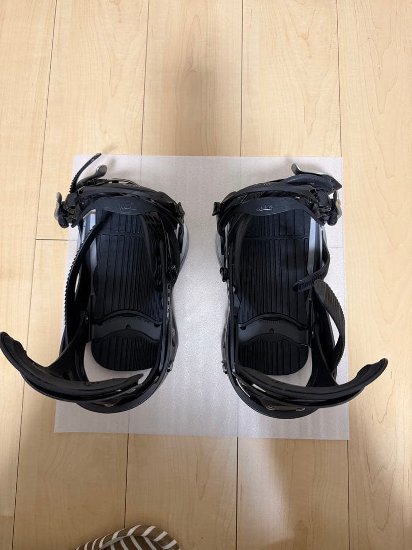 FLUX XV LTD（F7XVML）カーボンハイバック バインディング 傷あり