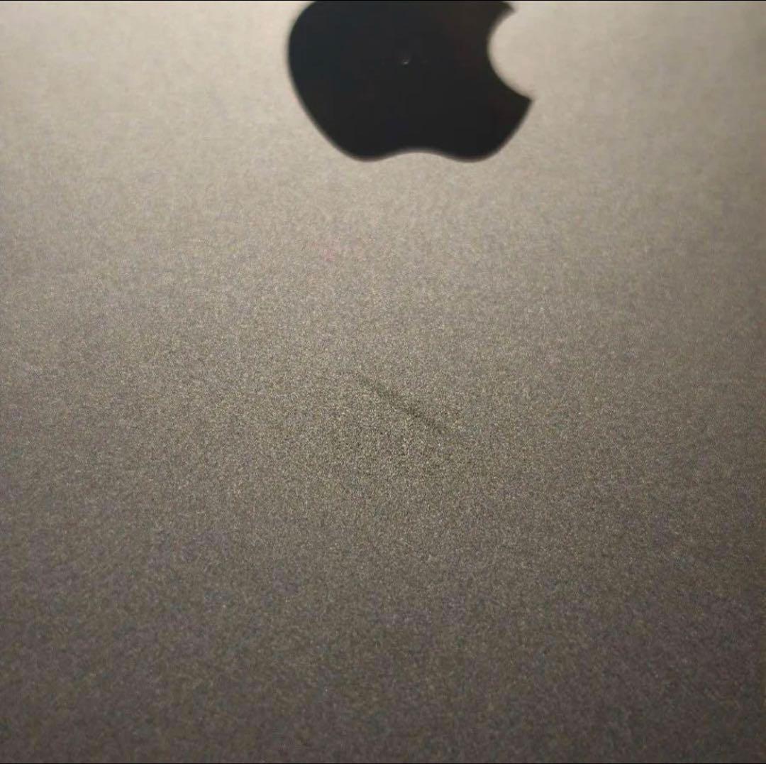 あ*ん様 Apple iPhone 16e 128GB 美品 ブラック US版