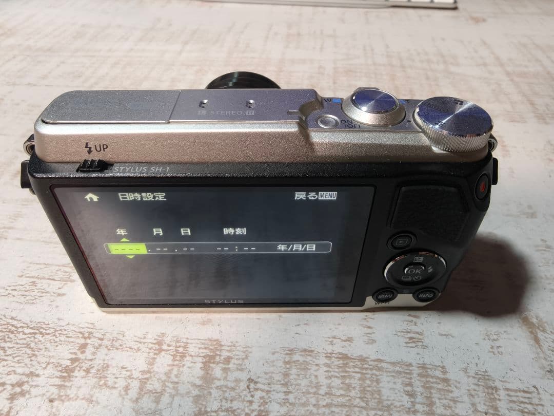 OLYMPUS STYLUS SH-1 シルバーおまけ沢山