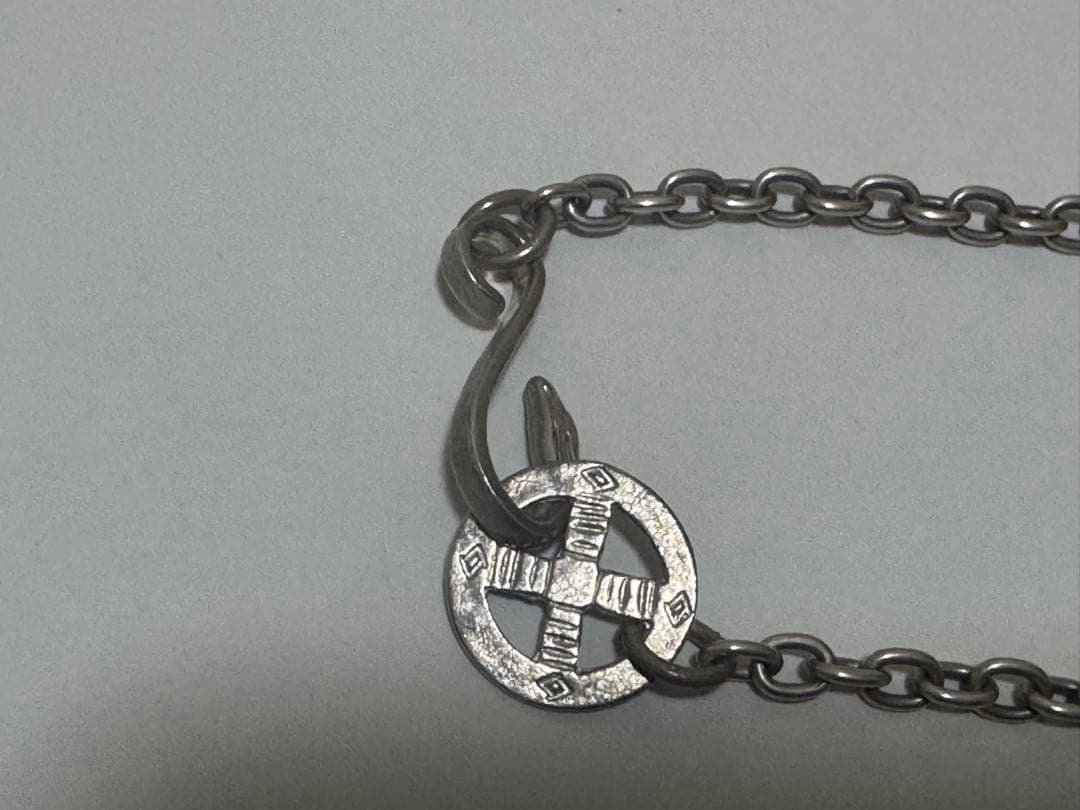 メディスンホイール付き、イーグルフックチェーン