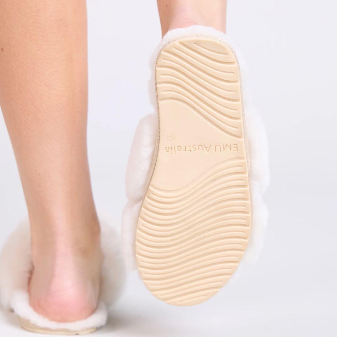 EMU Australia ナチュラル ファー サンダル