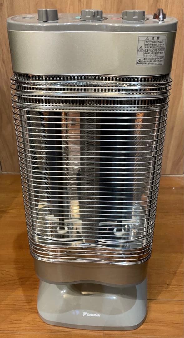 ダイキン遠赤外線暖房機　ERFT11NS