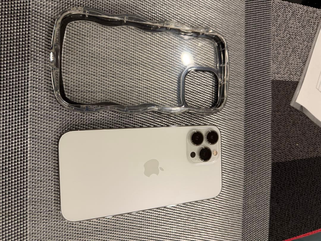 Apple iPhone 13 Pro max 512G シルバー + ケース