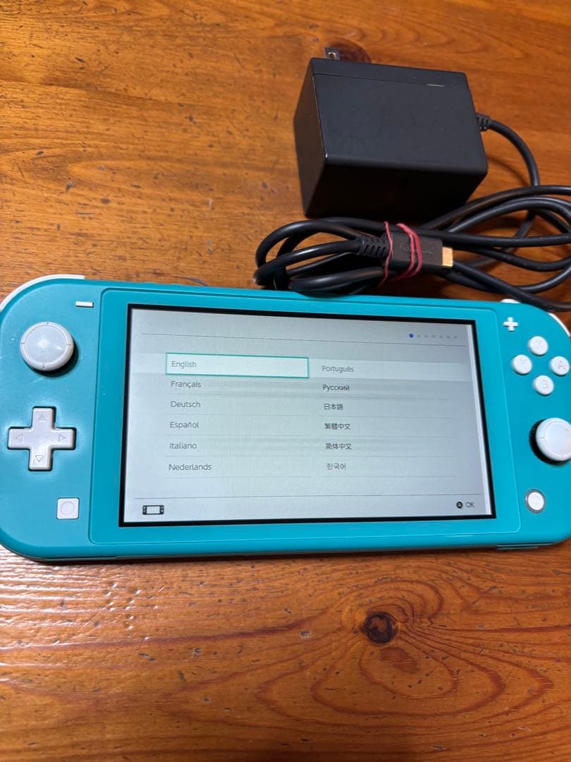 Switchライト　ジャンク　画面に縦線が入ります