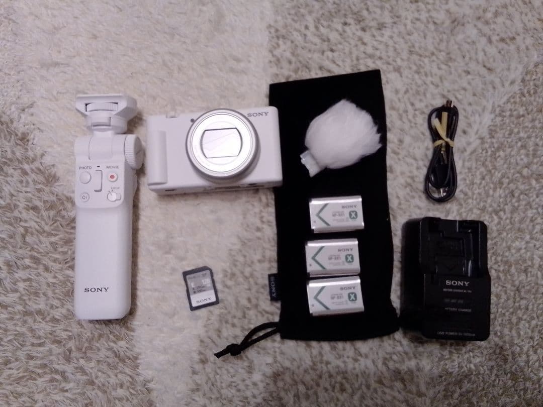 SONY ZV-1 Ⅱ ホワイト グリップキット 充電器付 ほぼ未使用美品