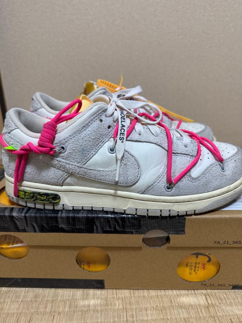 あ*し様 NIKE DUNK LOW OFF WHITE スニーカー　美品