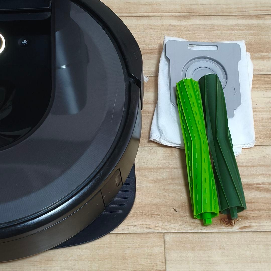 ♥️ 動作品 iRobot i7+ ロボット掃除機本体 自動ゴミ収集機能付き