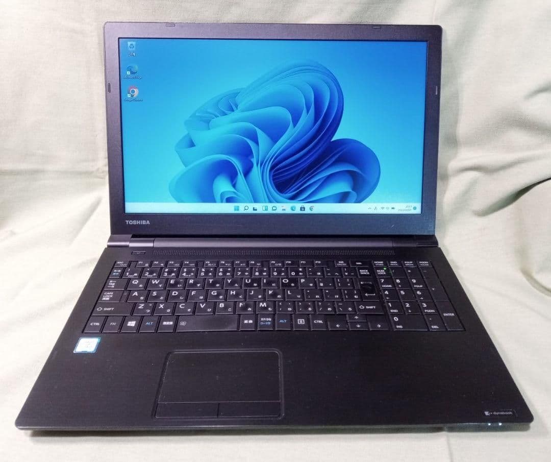 Windows11ノートPC 第7世代Core-i5/メモリ4G/SSD256G