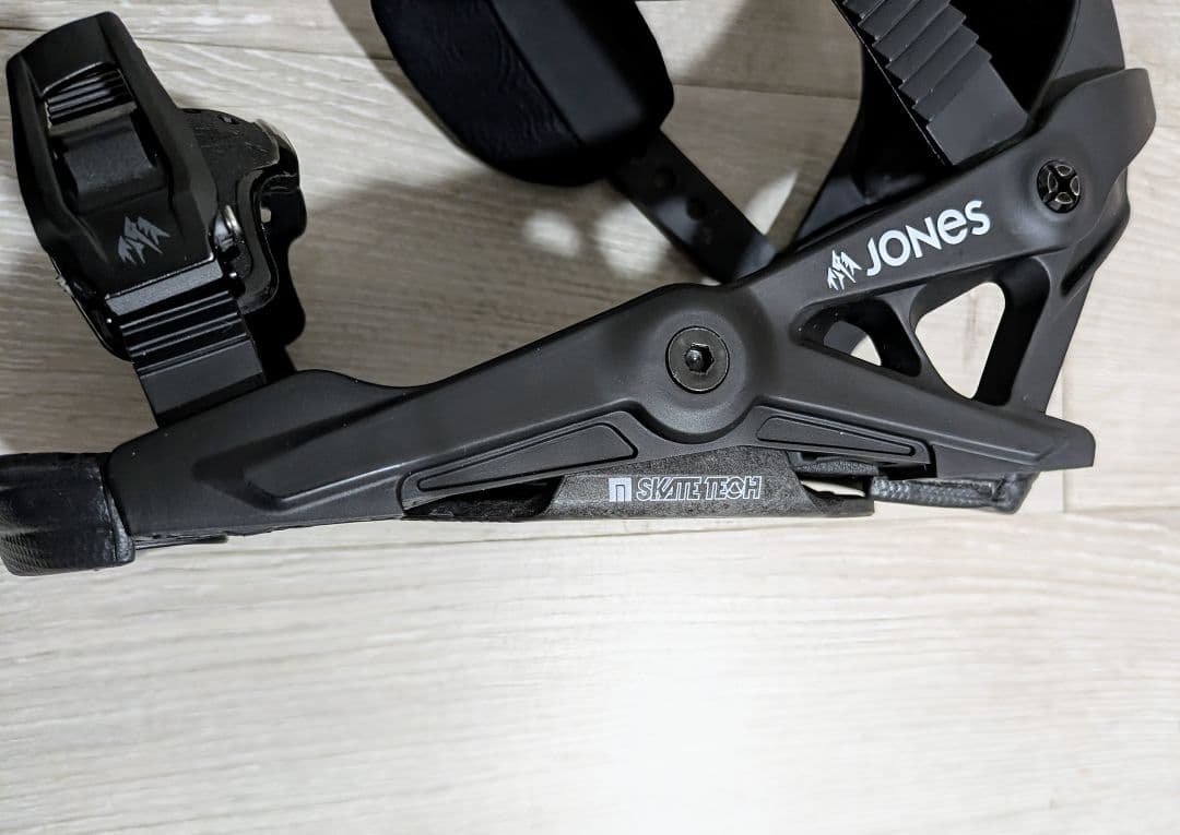 スノーボード JONES MERCURY BINDING M SKATE TECH NOW