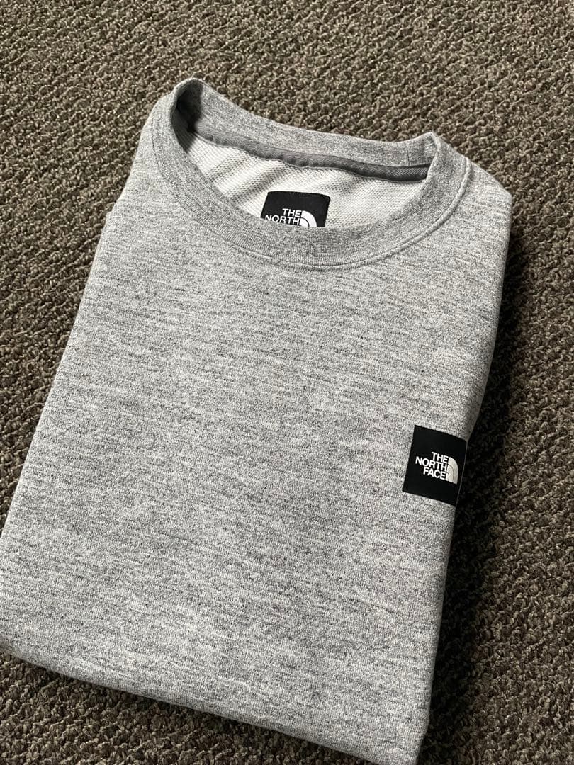 新品未使用ザノースフェイススエット