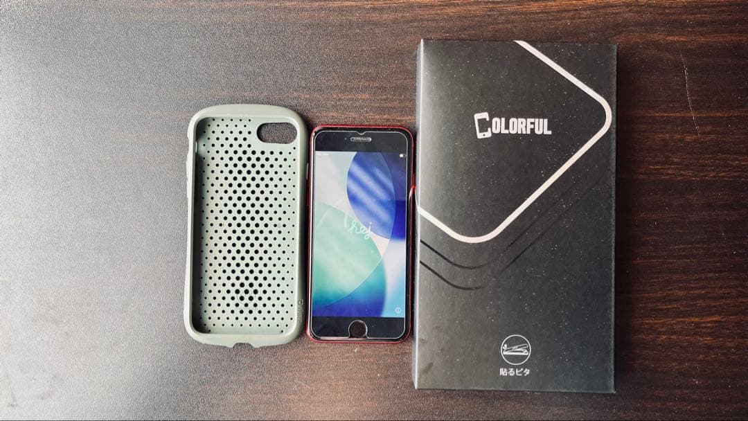 iPhone se 第3世代　128GB レッド