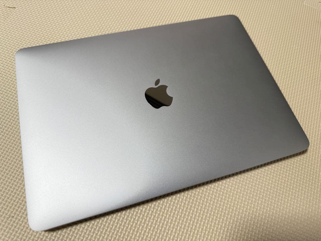 MacBook Air M1 13.3インチ　メモリ16GB　SSD512GB