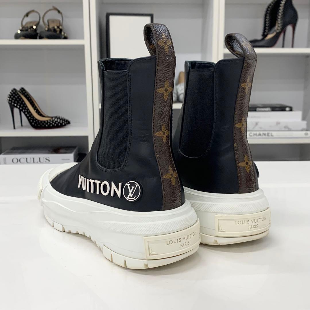 ヴィトン スクァッドライン モノグラム レザー ロゴ サイドゴア アンクルブーツ