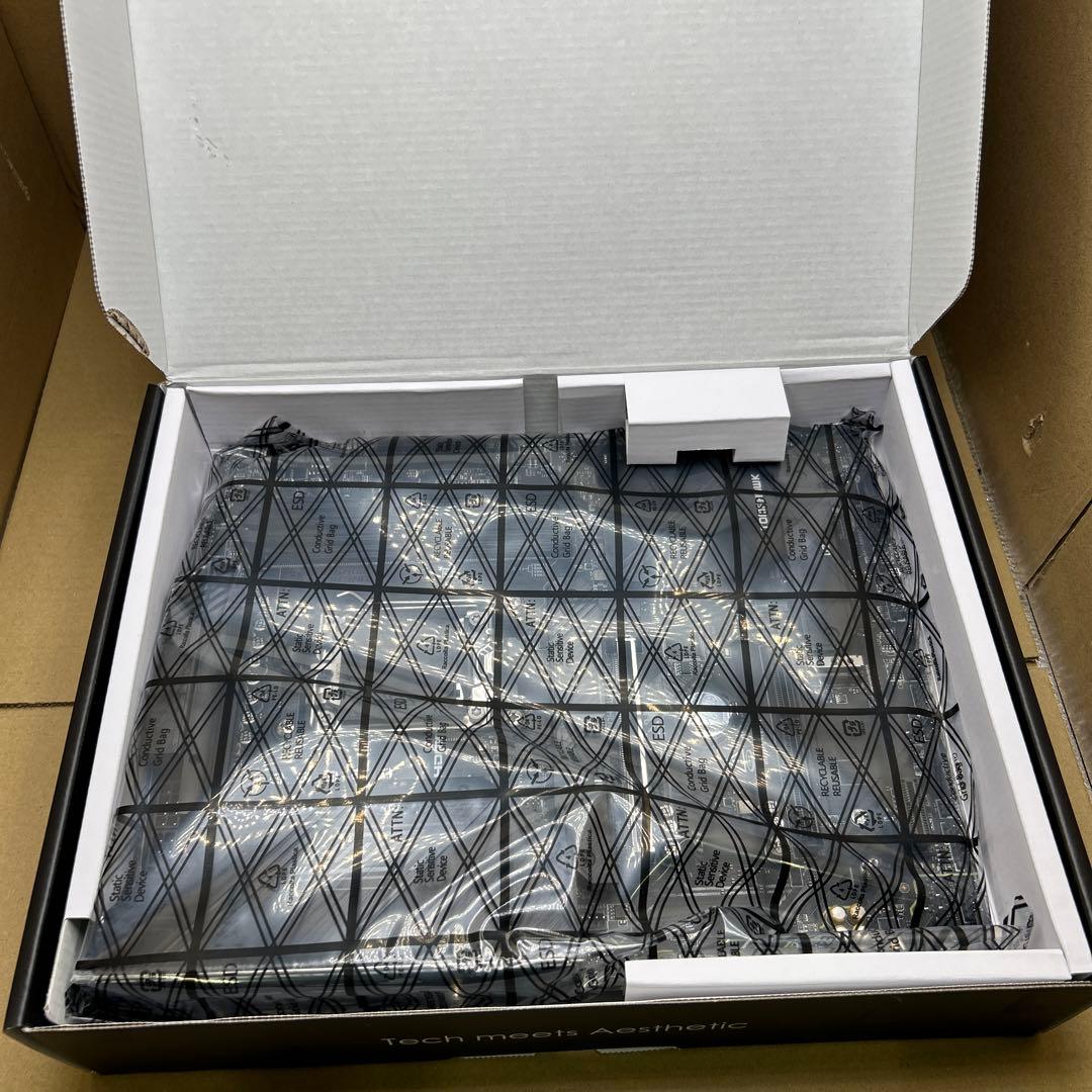 MSI マザーボード MAG B650 TOMAHAWK WIFI