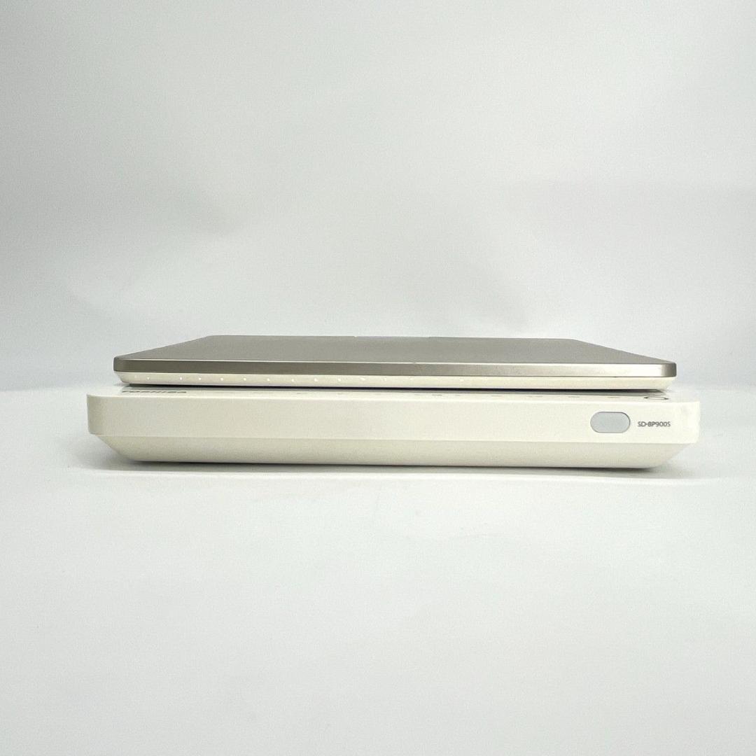 【極美品】TOSHIBA SD-BP900S ポータブルブルーレイプレイヤー