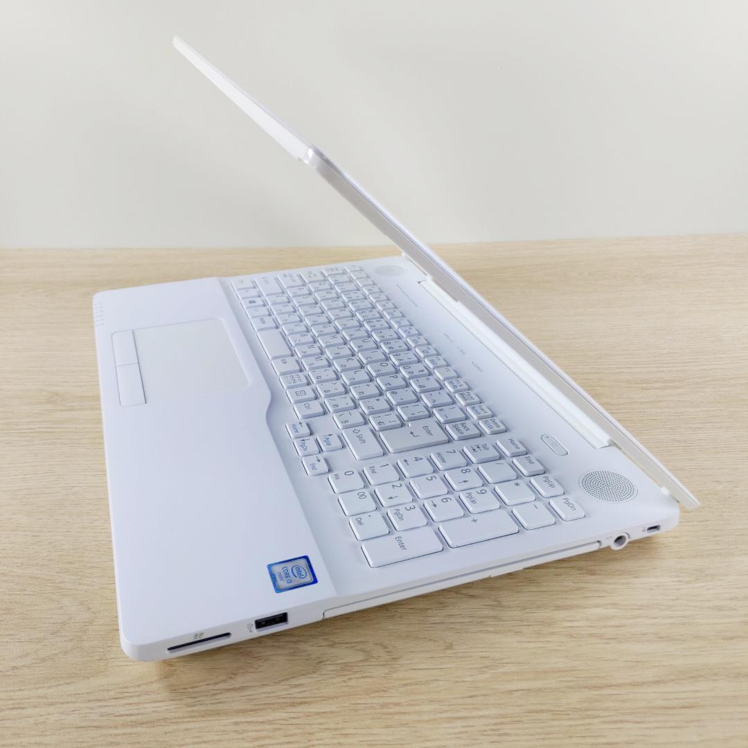 高性能i3☆快適SSD☆Win11 ブルーレイ 富士通ノートパソコン カメラ付き