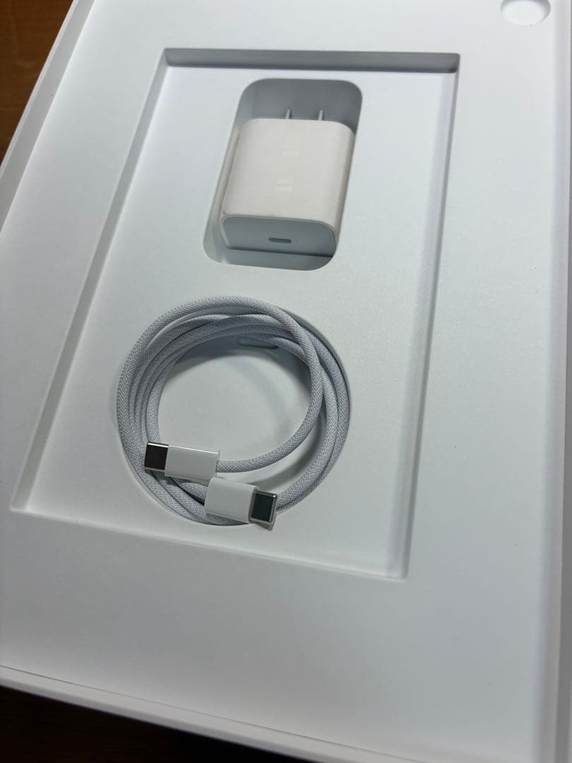 iPad 第10世代 64 GB - Wi-Fi - シルバー