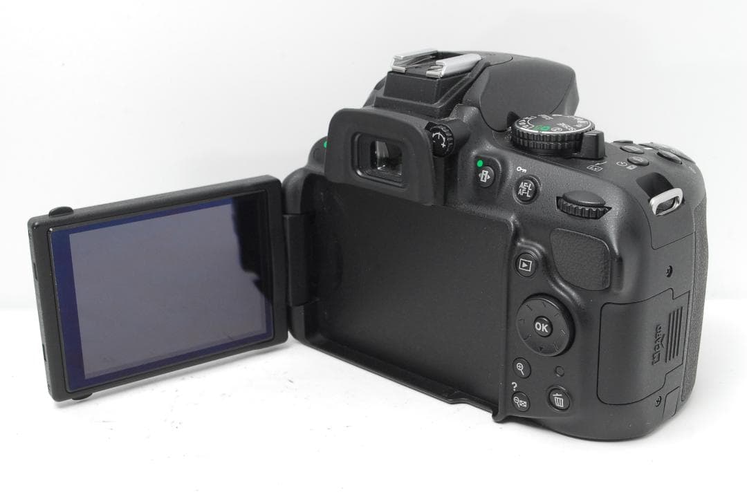 ◆ショット数８７８枚◆Nikon D5200　スマホ転送　写真も動画も自撮りも