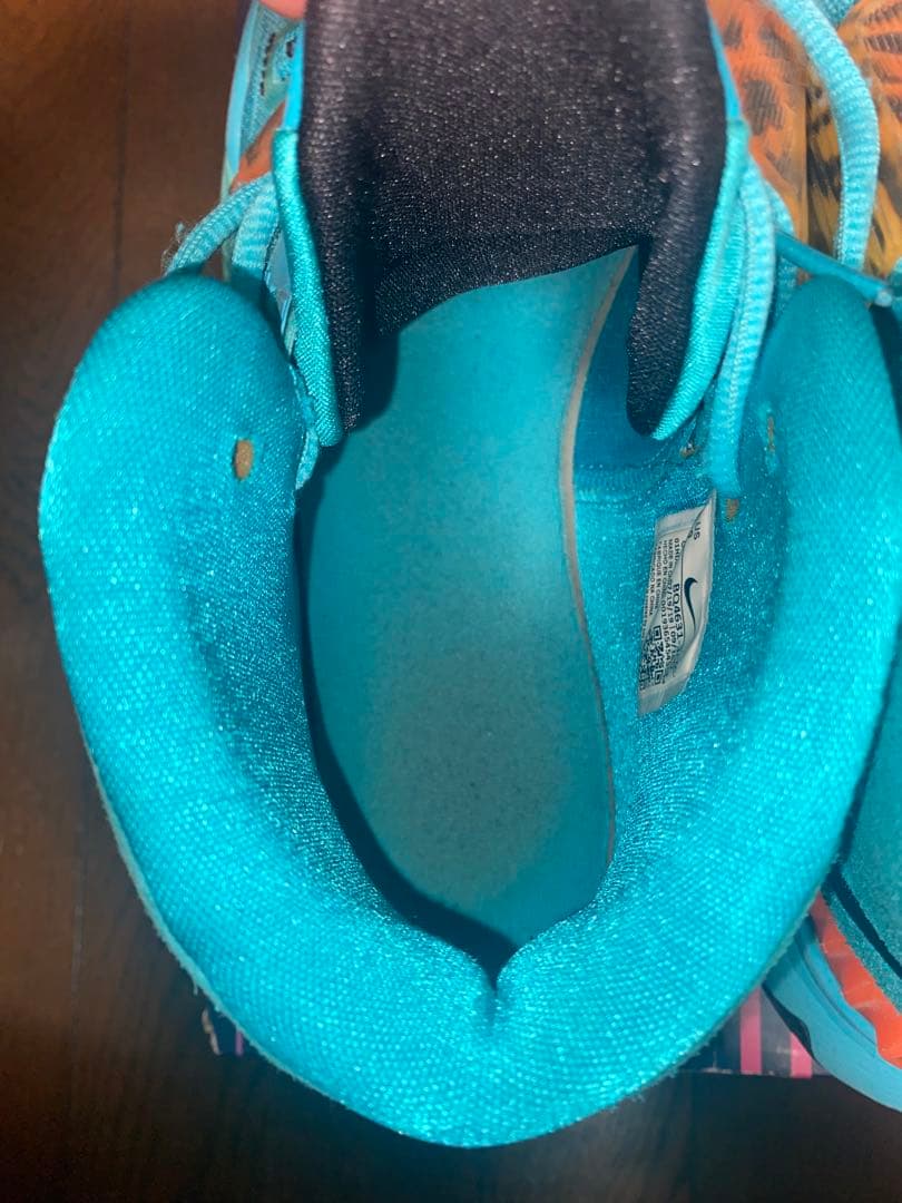 【美品】 NIKE KYRIE 6（カイリー6）水色カラー