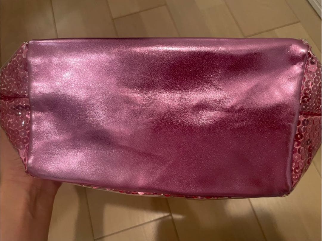 本日価格　レア　新品タグ付き　ガングロハローキティ　スパンコール ハンドバッグ