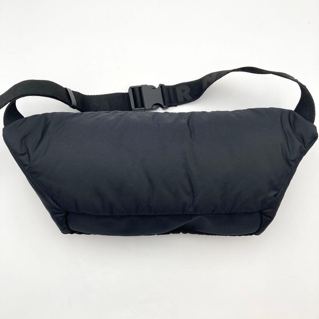 現行！レア✨ MARNI パフ バムバッグ ボディバッグ ナイロン 黒 ロゴタグ