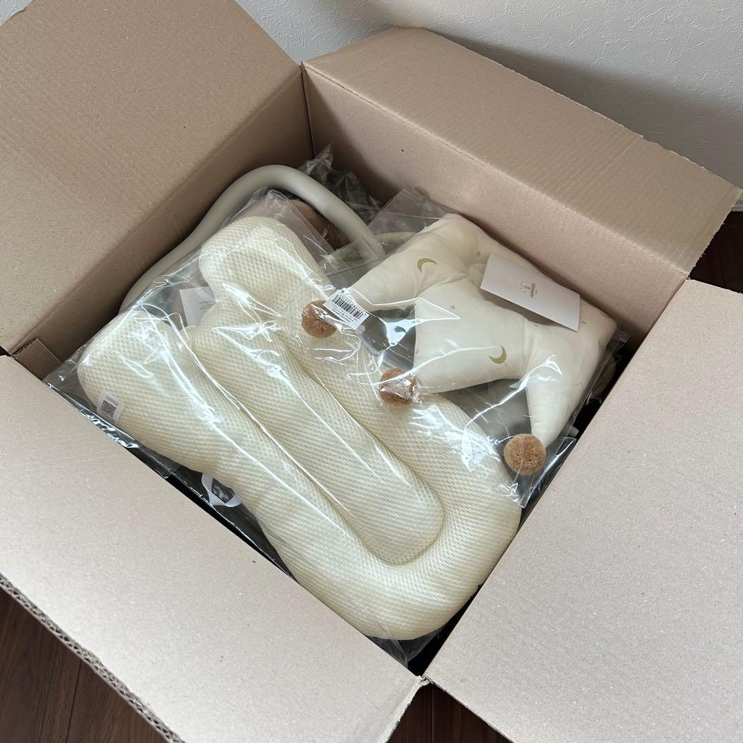 新品ESSIAN×PUPPAPUPO P-editionベビーチェアクッション付