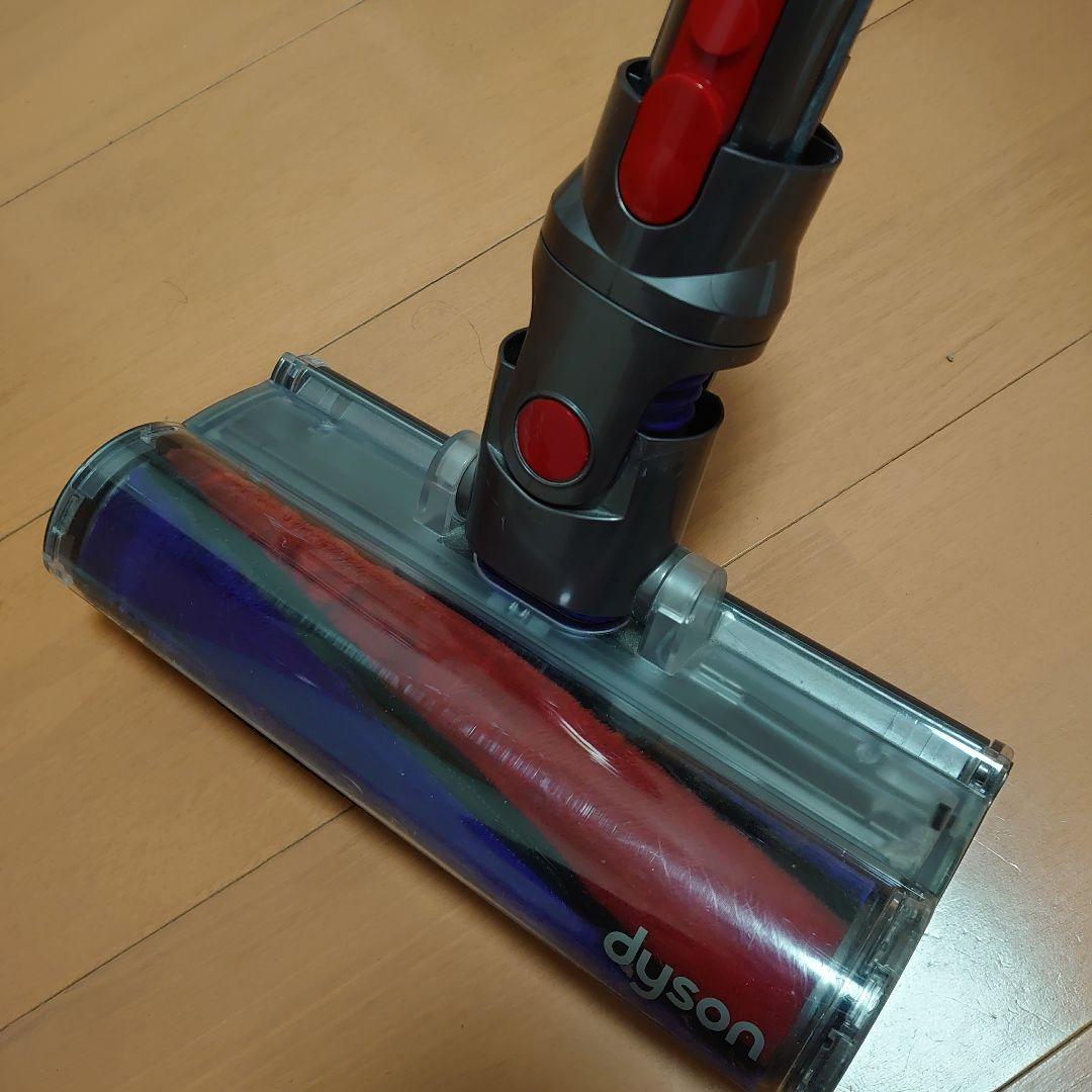 Dyson ダイソン V7 fluffy スティッククリーナー本体　 一式