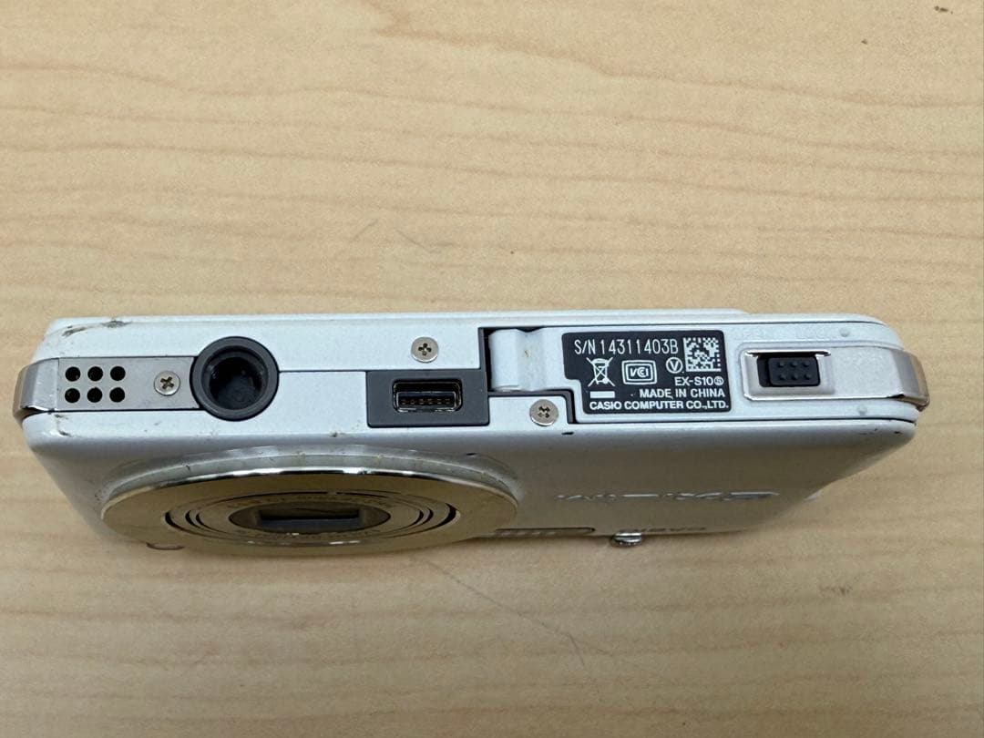 SI313☆CASIO☆EXILIM EX-S10S☆カメラ☆ホワイト