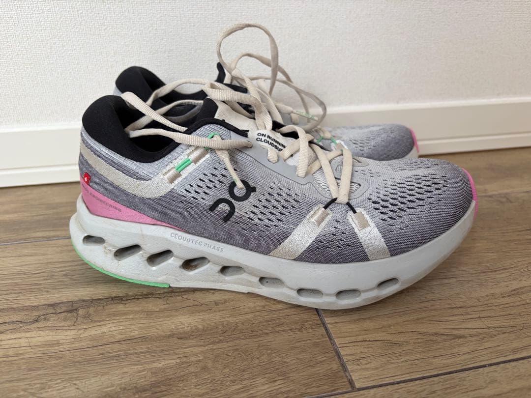 スパイク・シューズ On Cloudsurfer2 25.5cm