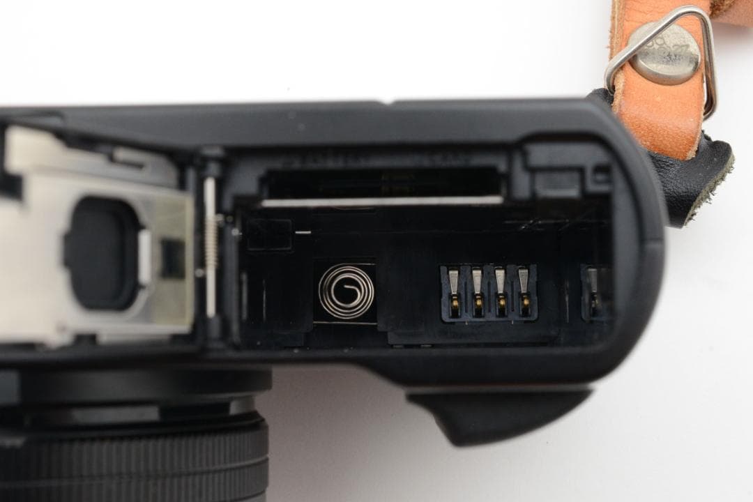 ■ 美品 ■ パナソニック　Panasonic DMC-TX1 ≪SDカード付≫